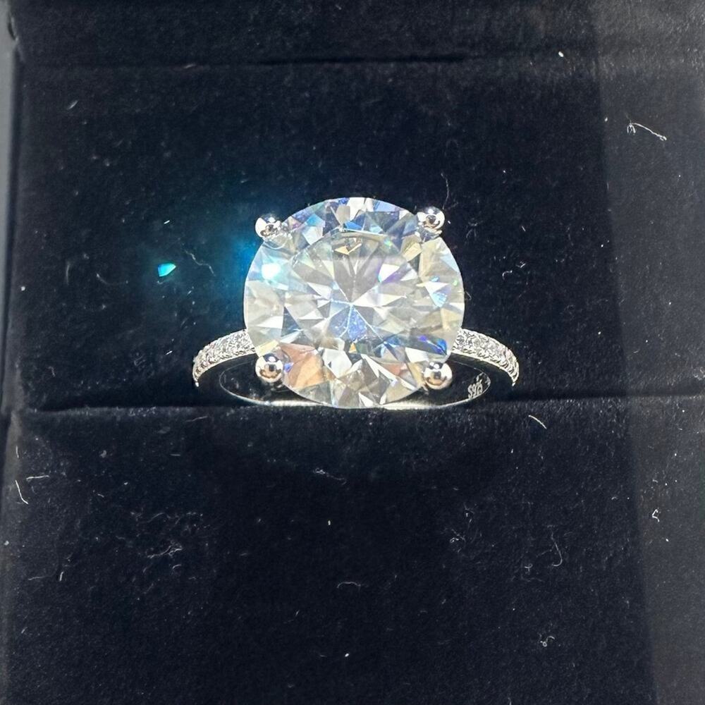 Moissanite Diamond Ring 3 Ct Engagement Wedding Round Cut Solitaire GRA Size 6 - Picture 6 of 11